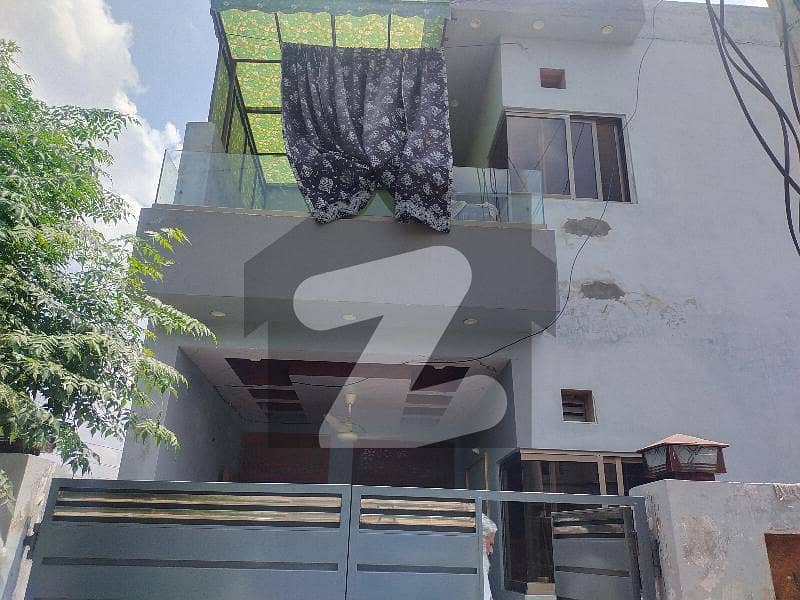 ایڈن لین ولاز 2 ایڈن لاہور میں 4 کمروں کا 5 مرلہ مکان 1.18 کروڑ میں برائے فروخت۔