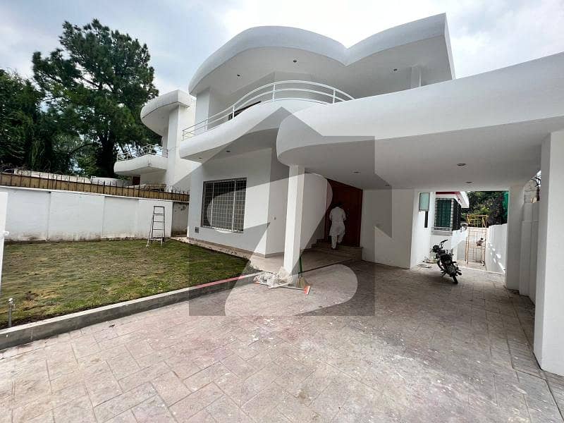 Luxury House On Extremely Prime Location Available For Rent In Islamabad Pakistan
