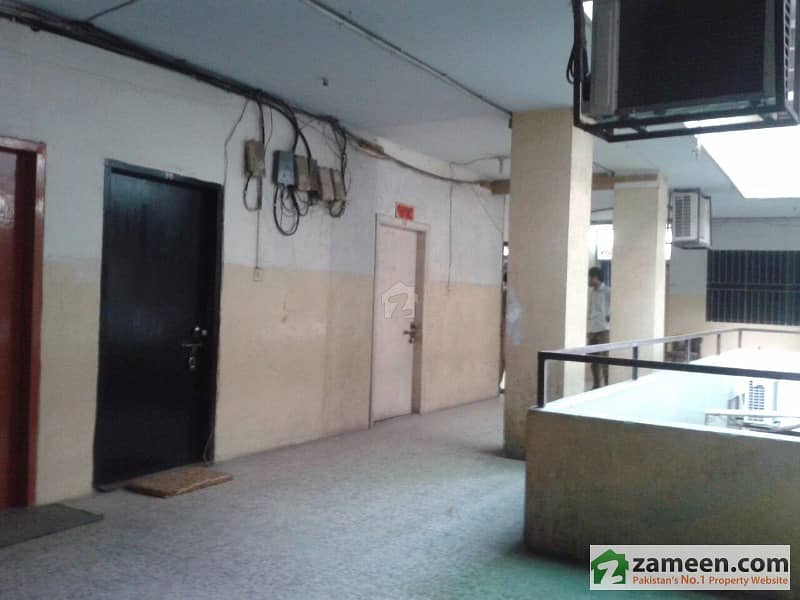 1 Bed flat in Bilal center Nicholson road Lahore for sale. 