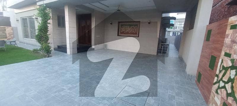 ڈی ایچ اے فیز 6 ڈیفنس (ڈی ایچ اے) لاہور میں 2 کمروں کا 1 کنال زیریں پورشن 1.1 لاکھ میں کرایہ پر دستیاب ہے۔