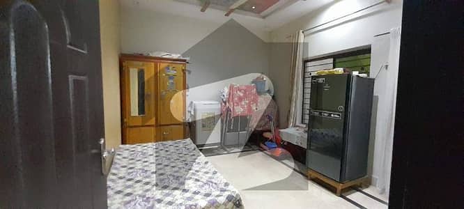 صادق کالونی بہاولپور میں 3 کمروں کا 10 مرلہ مکان 1.2 کروڑ میں برائے فروخت۔