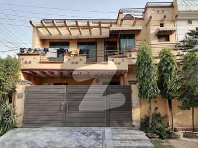 10 Marla House Available For sale In Marghzar Officers Colony