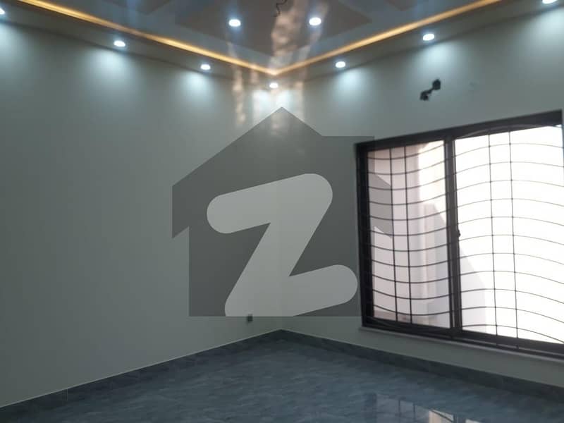 1 Kanal House Is Available For sale In Izmir Town