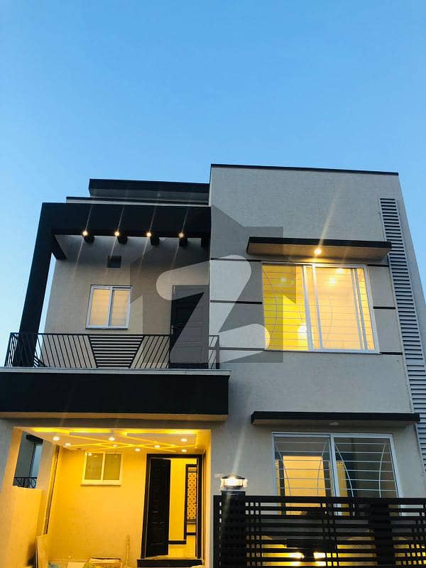 5 Marla Beautiful House For Sale In M Block Bahria Town Phase 8 Block