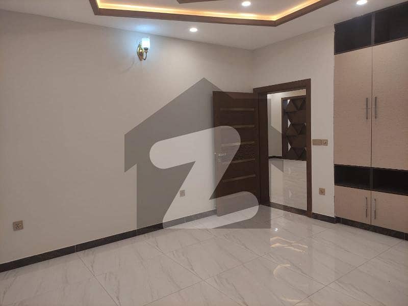 1 Kanal House For Rent Is Available In Gulberg Residencia