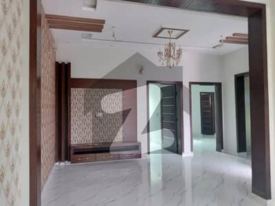 ال-حمد گارڈنز پائن ایونیو لاہور میں 6 کمروں کا 5 مرلہ مکان 1.65 کروڑ میں برائے فروخت۔