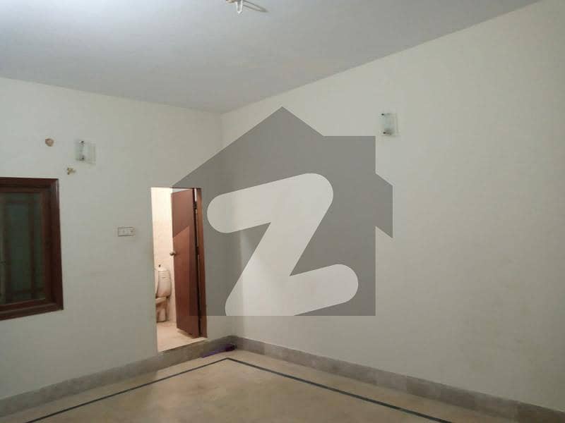 2nd Floor 240 Yards Portion For Rent