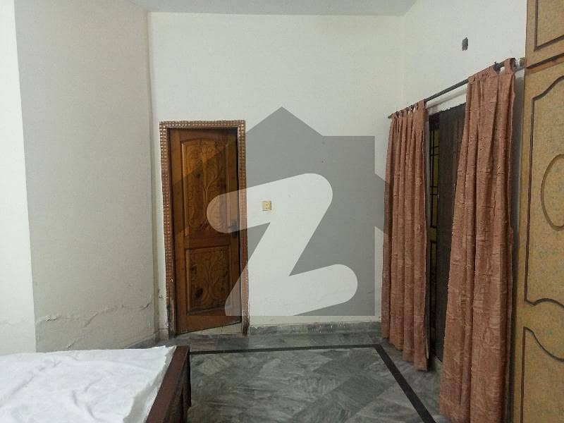 ویسٹ وُوڈ ہاؤسنگ سوسائٹی لاہور میں 1 کمرے کا 2.8 کنال کمرہ 20 ہزار میں کرایہ پر دستیاب ہے۔
