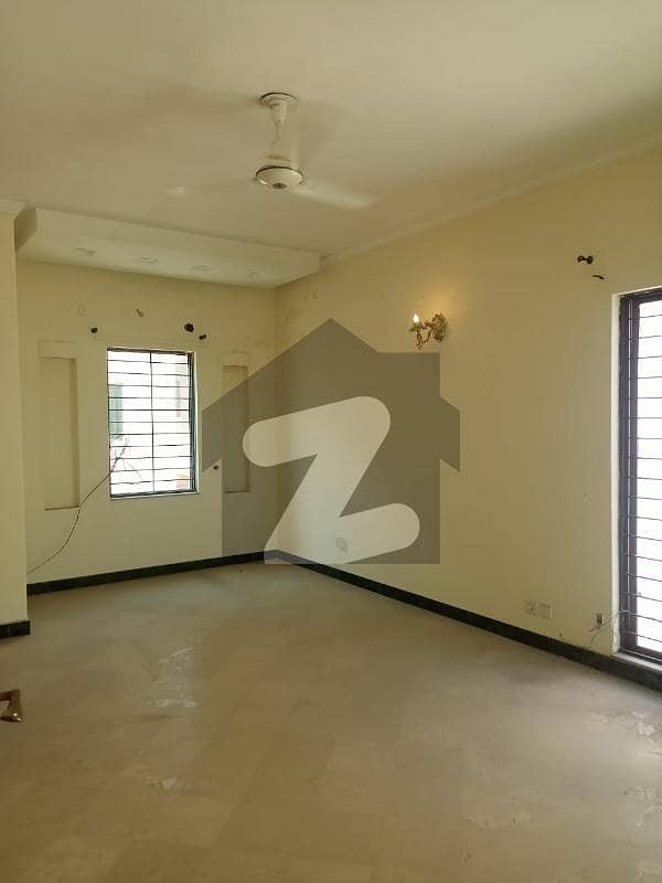 1 KANAL HOUSE FOR RENT IN FF BLOCK DHA PHASE 4