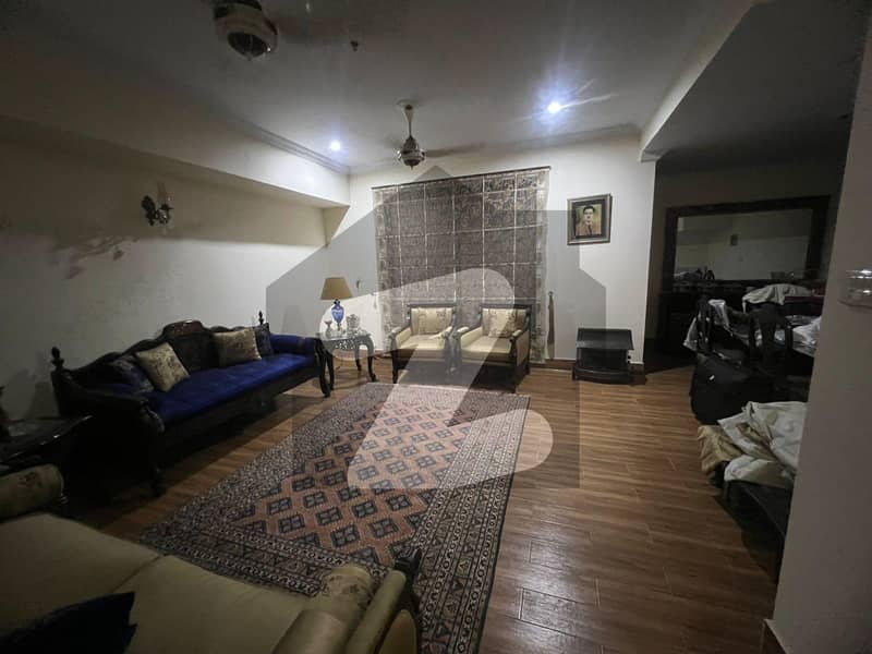 ڈی ۔ 12/4 ڈی ۔ 12 اسلام آباد میں 5 کمروں کا 4 مرلہ مکان 1.3 لاکھ میں کرایہ پر دستیاب ہے۔