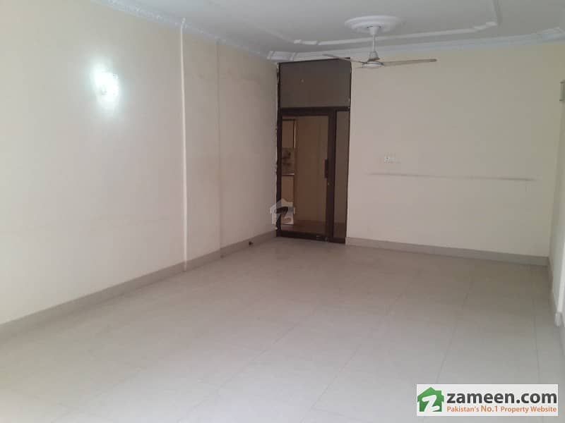 3 Bedrooms Renovated Unit in Hassan Square Apartments GulshaneIqbal