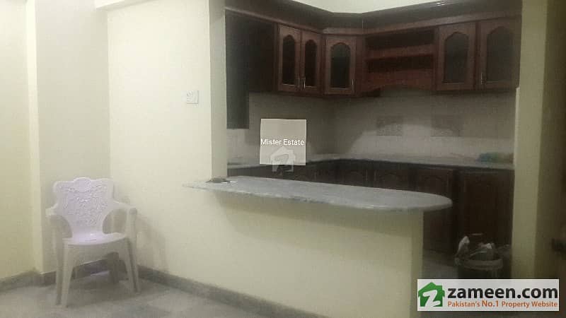 900 Sq Feet Apartment For Sale