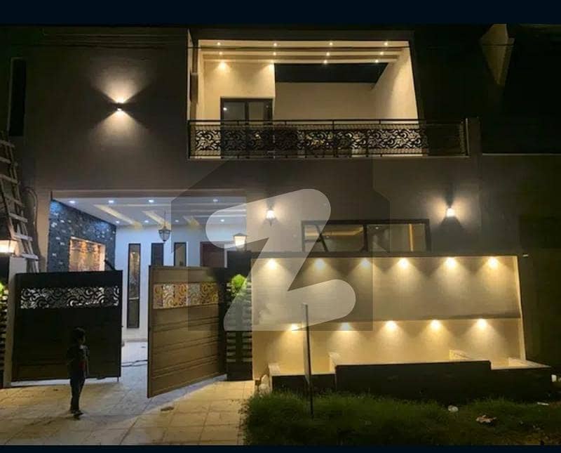 Luxurious Brand New Modern Villa Available For Rent