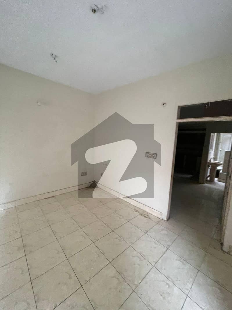 Triple Storey 5c2 House For Sale