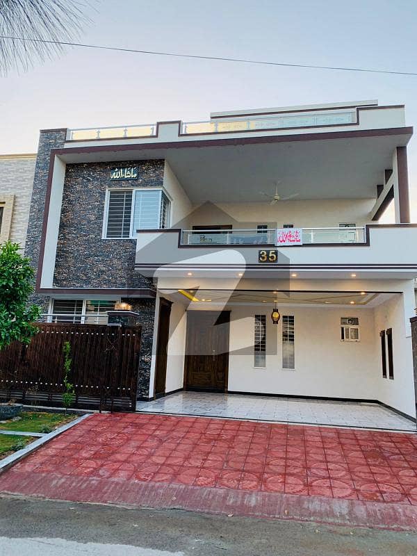 10 Marla House For Sale In Gulberg Green Islamabad