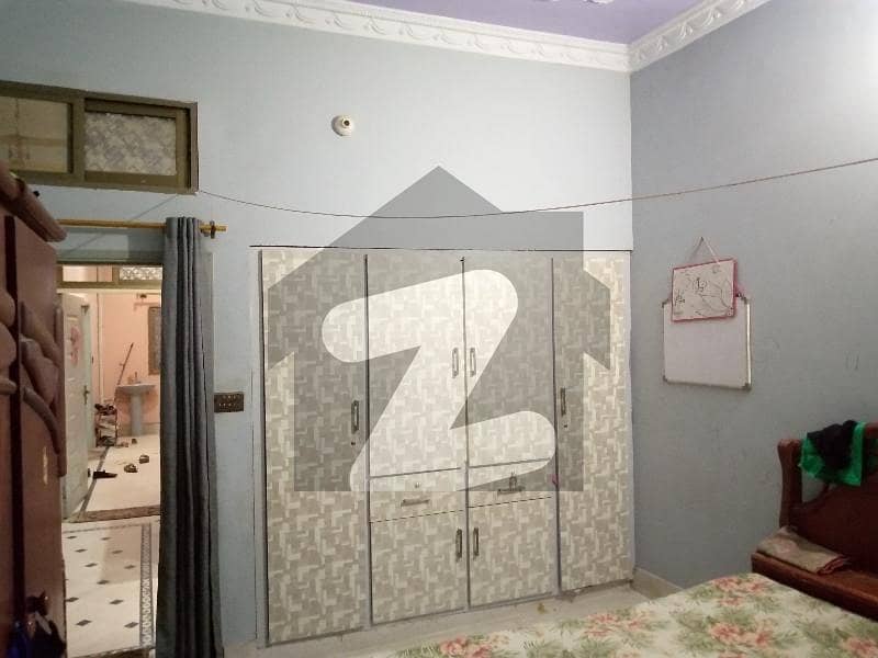 ملت گارڈن ملیر کراچی میں 6 کمروں کا 5 مرلہ مکان 2.25 کروڑ میں برائے فروخت۔