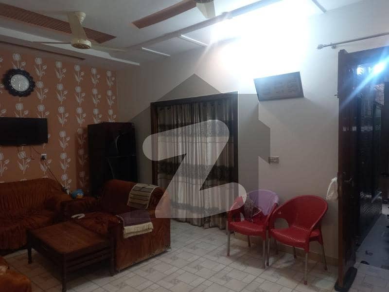 النور گارڈن فیصل آباد میں 3 کمروں کا 5 مرلہ مکان 1.35 کروڑ میں برائے فروخت۔