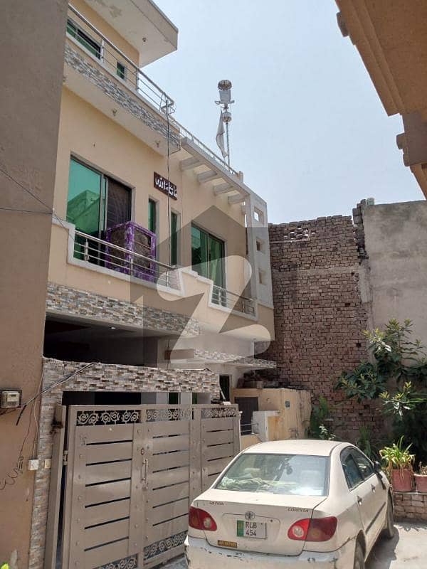 شمس کالونی ایچ ۔ 13 اسلام آباد میں 5 کمروں کا 6 مرلہ مکان 1.5 کروڑ میں برائے فروخت۔