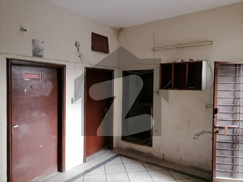 Johar Town House Sized 12 Marla For rent