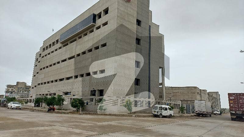 کورنگی ۔ سیکٹر 23 کورنگی انڈسٹریل ایریا کورنگی کراچی میں 8.89 کنال عمارت 30 لاکھ میں کرایہ پر دستیاب ہے۔