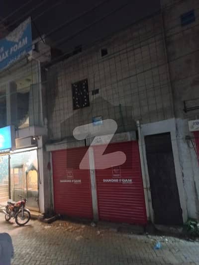 180 Sq Feet 2 Shops With 1 Flat Near To Orange Line Station