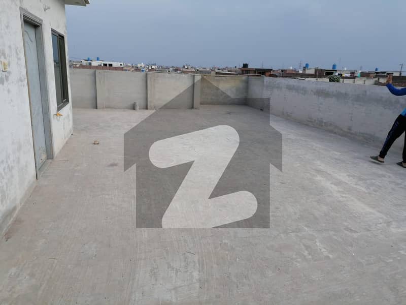 Corner 22 Marla Upper Portion For Rent In Beautiful Green Town