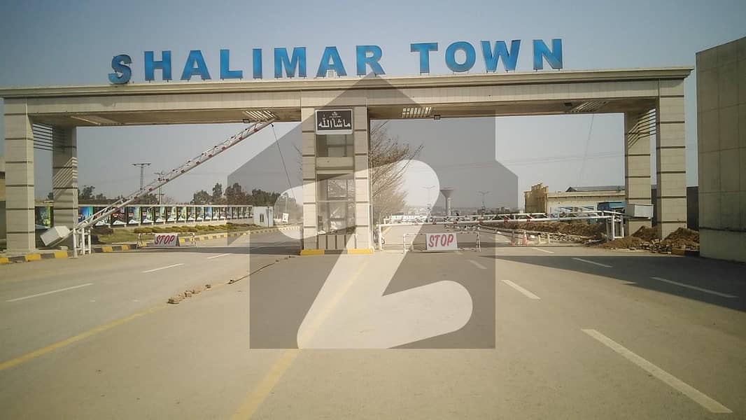 10 Marla Plot for sale in Shalimar Town