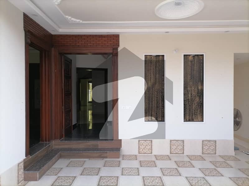 A Good Option For Sale Is The House Available In Gulshan-e-ravi - Block F In Lahore