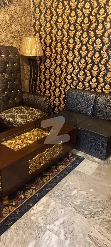 کریم پارک لاہور میں 2 کمروں کا 2 مرلہ فلیٹ 27.5 لاکھ میں برائے فروخت۔
