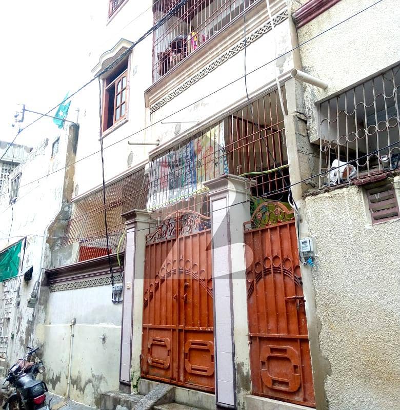 نارتھ کراچی - سیکٹر 3 نارتھ کراچی کراچی میں 6 کمروں کا 3 مرلہ مکان 96 لاکھ میں برائے فروخت۔