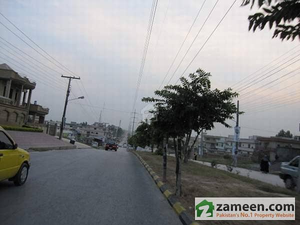 Beautiful Level Plot for Sale Beautiful Level Plot for Sale