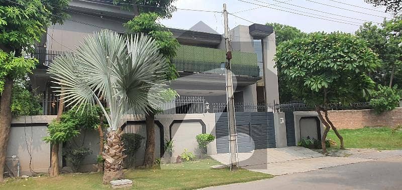 6 Beds Double Storey House In Dha Phase-1