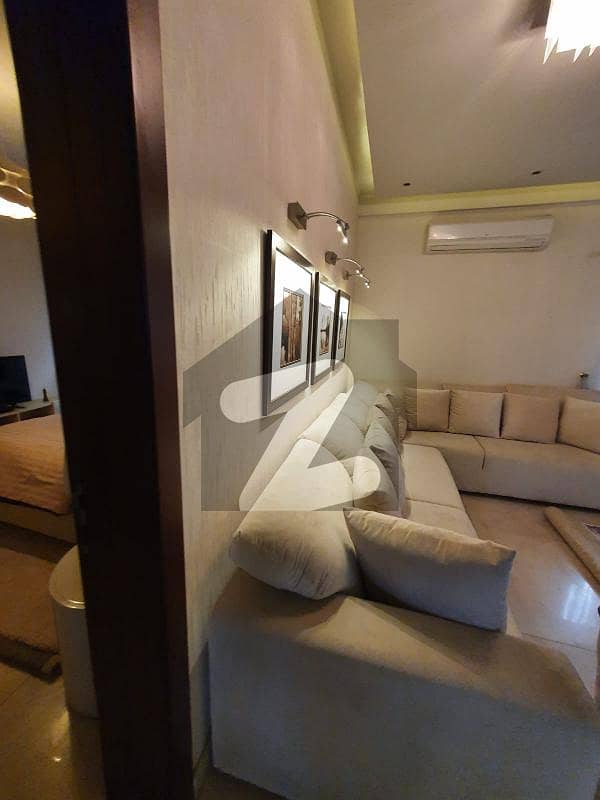 ریور لوفٹ بحریہ ٹاؤن راولپنڈی راولپنڈی میں 2 کمروں کا 8 مرلہ فلیٹ 2.55 کروڑ میں برائے فروخت۔