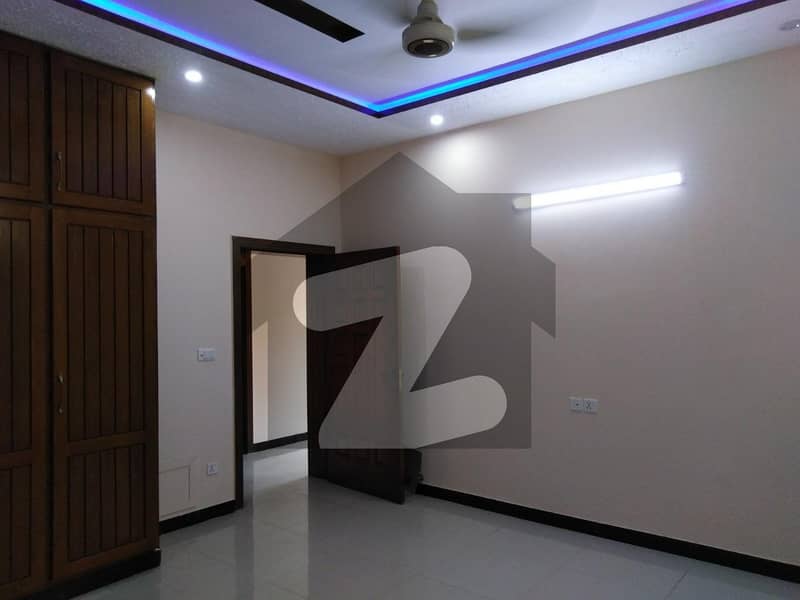 1 Kanal House Is Available In Affordable Price In I-8/4
