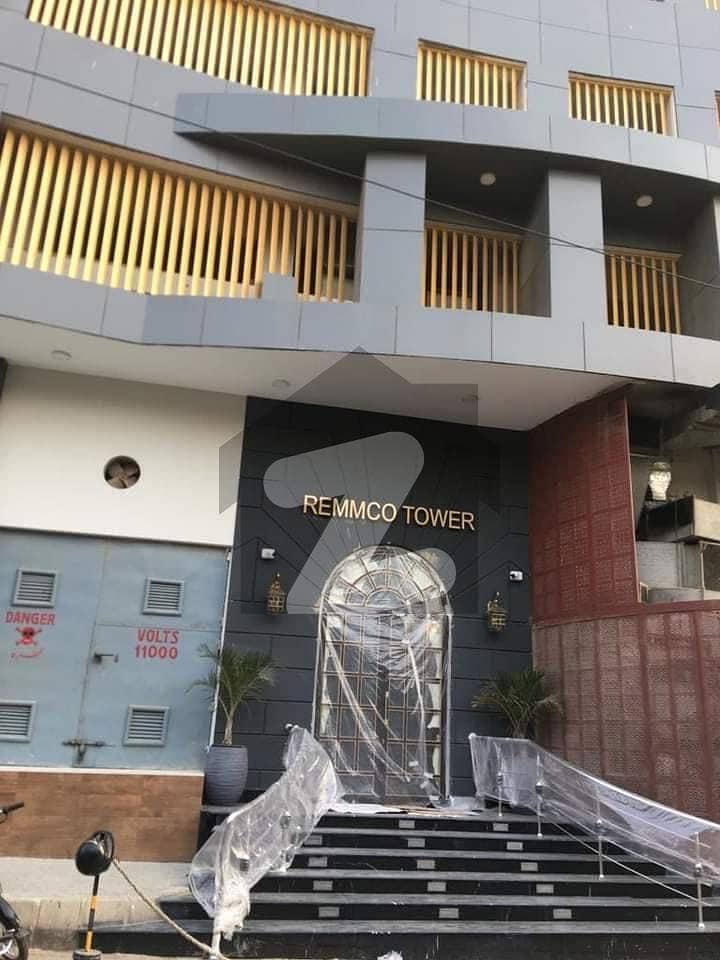 ٹیپو سلطان روڈ کراچی میں 3 کمروں کا 8 مرلہ فلیٹ 1.1 لاکھ میں کرایہ پر دستیاب ہے۔