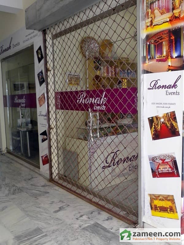 7x18 Corner Ground Floor Shop For Sale In Rashid Arcade Pakistan Town Phase II Islamabad