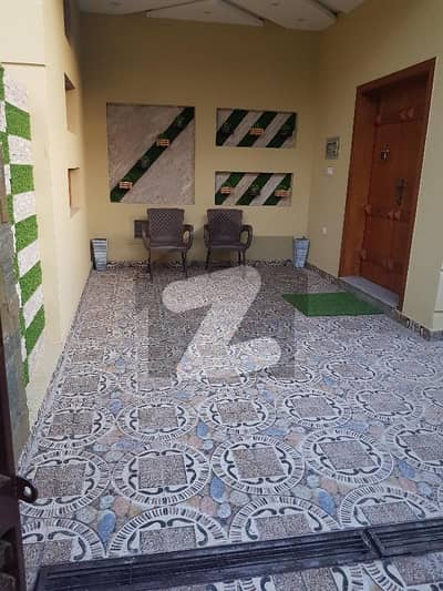 ڈی ۔ 12 اسلام آباد میں 4 کمروں کا 4 مرلہ مکان 3.6 کروڑ میں برائے فروخت۔
