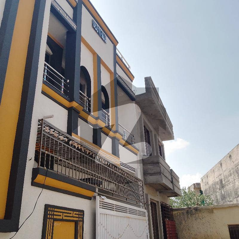 گلبہار سکیم - سیکٹر 1 گلبہار سکیم راولپنڈی میں 7 کمروں کا 6 مرلہ مکان 1.1 کروڑ میں برائے فروخت۔