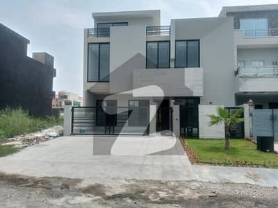 Newly Built Luxurious House In The Heart Of Margalla Hills
