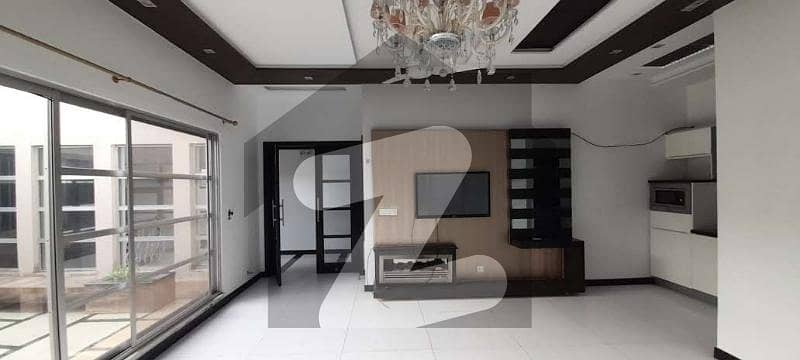 32 Marla General Villa For Rent In Sarwar Colony