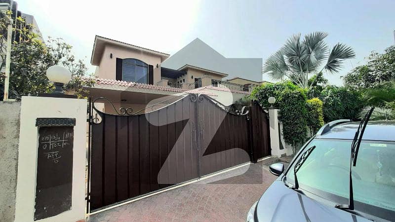 1 Kanal Modern House Only One Bedroom On Rent In Dha Phase 4