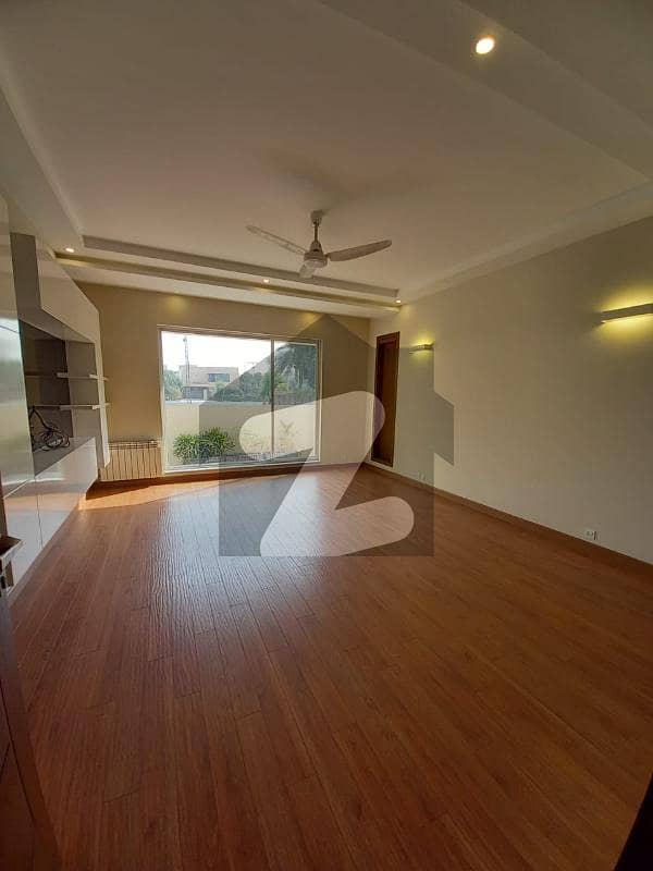 10 Marla Luxury Beautiful House For Rent In Dha Phase 5