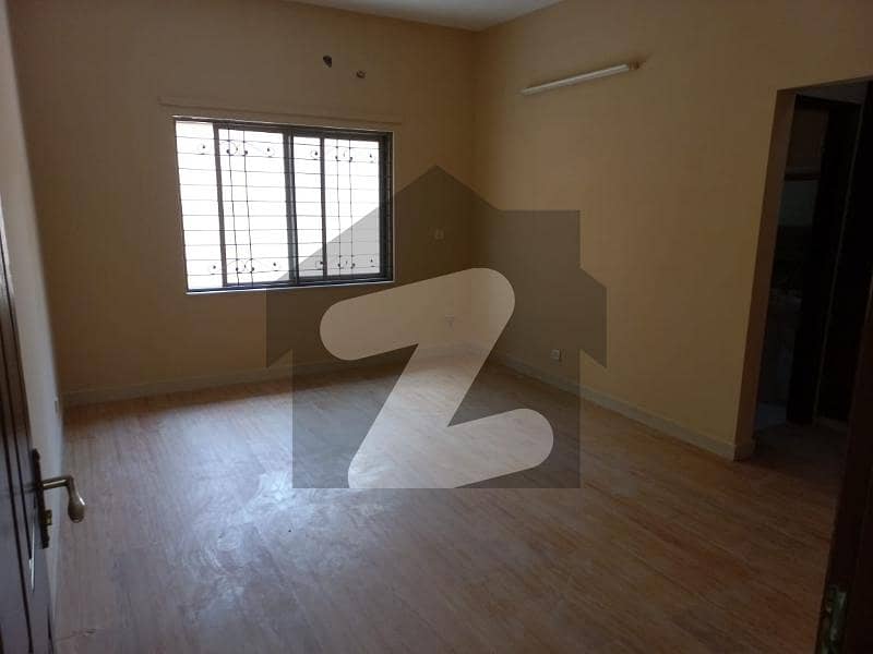Askari 11 Sector A 3 Bed 10 Marla Luxury House For Sale