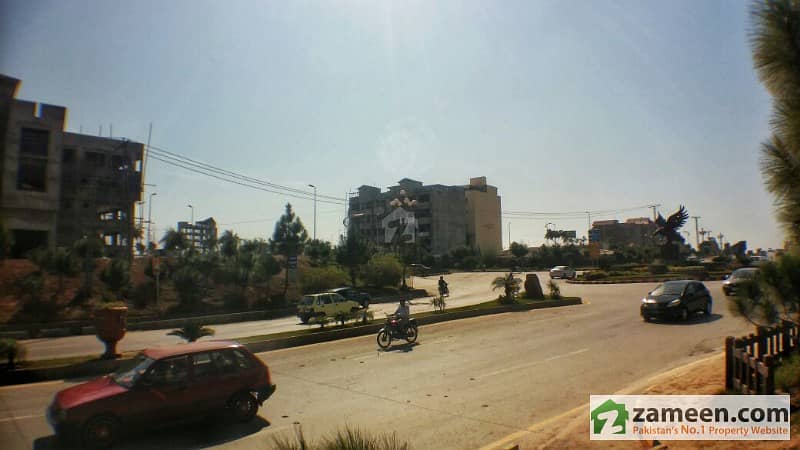 Plaza Opposite Shaheen Chowk For Rent Plaza Opposite Shaheen Chowk For Rent
