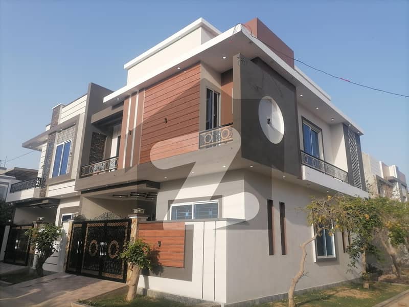 3.5 Marla House Ideally Situated In Jeewan City - Phase 1