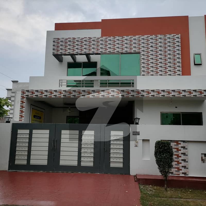 Buy A 10 Marla House For sale In Jeewan City - Phase 1