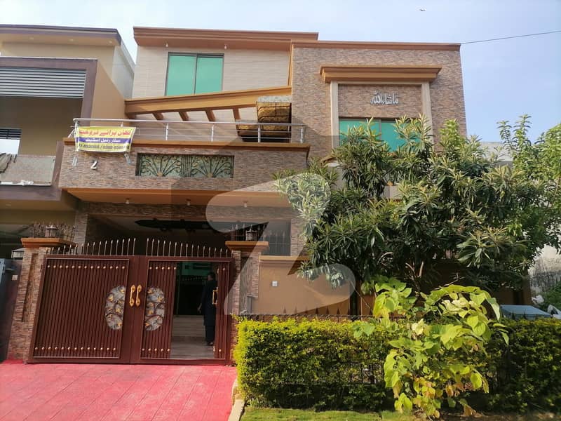 جناح گارڈنز فیز 1 جناح گارڈنز ایف ای سی ایچ ایس اسلام آباد میں 5 کمروں کا 8 مرلہ مکان 2.4 کروڑ میں برائے فروخت۔
