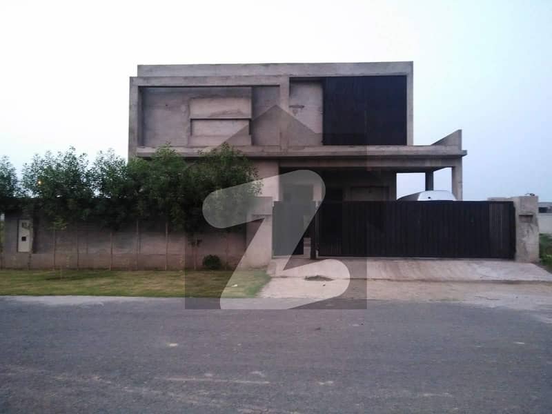 3 Side Open Grey Structure House For Sale