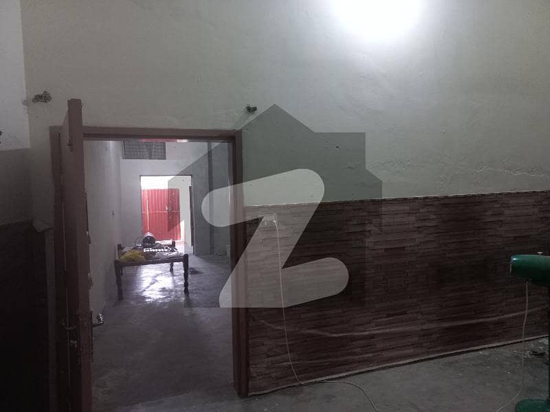 Spacious Lower Portion Is Available In Samundari Road For Rent