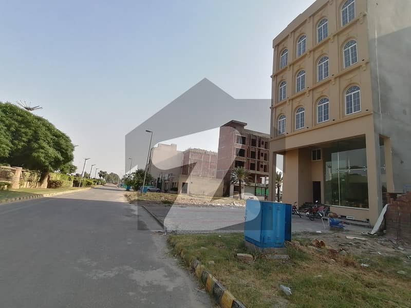 6 Marla Commercial Building For Sale in Citi Housing Gujranwala Block-AA
